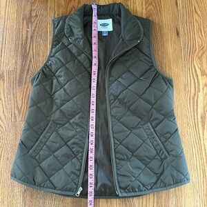 Old Navy Quilted Vest